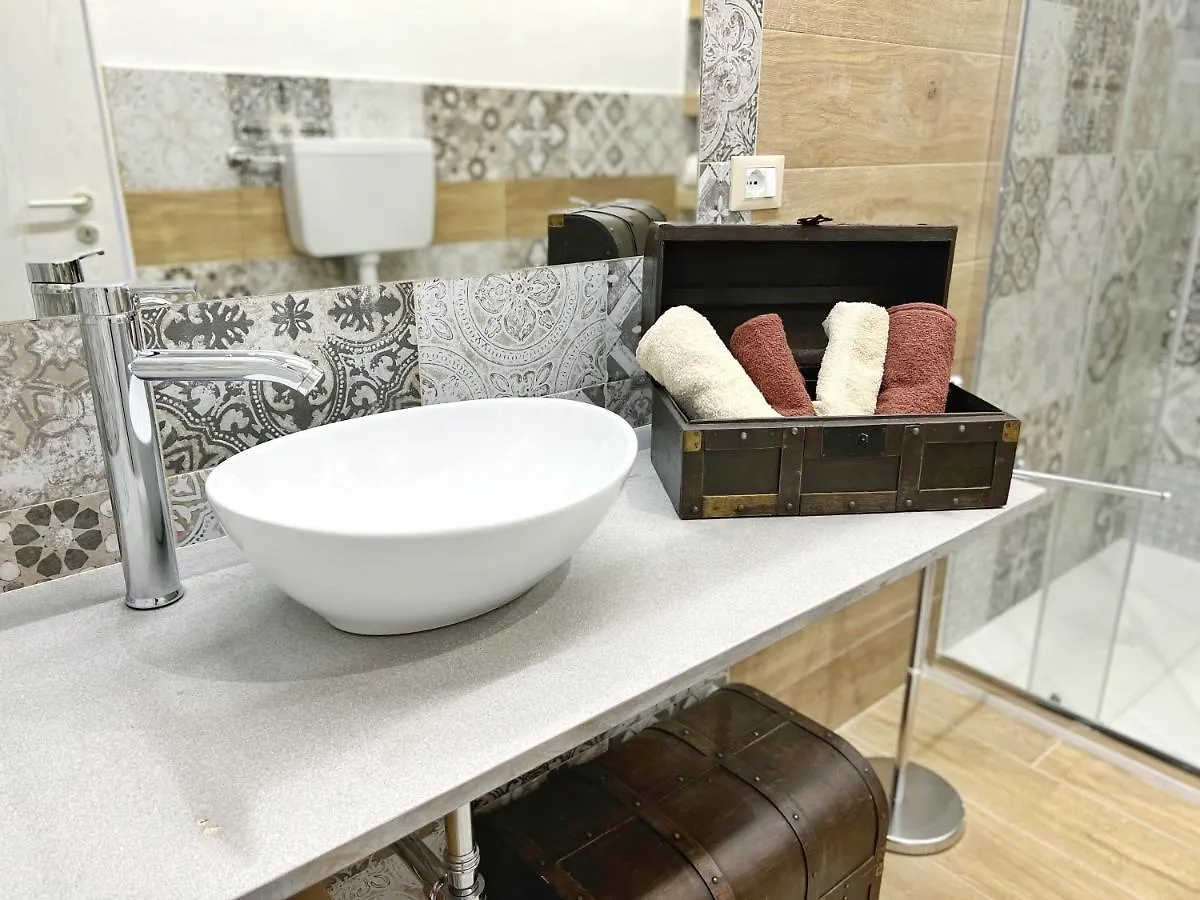 Luxury Tugurio Villa Arma di Taggia 0*,